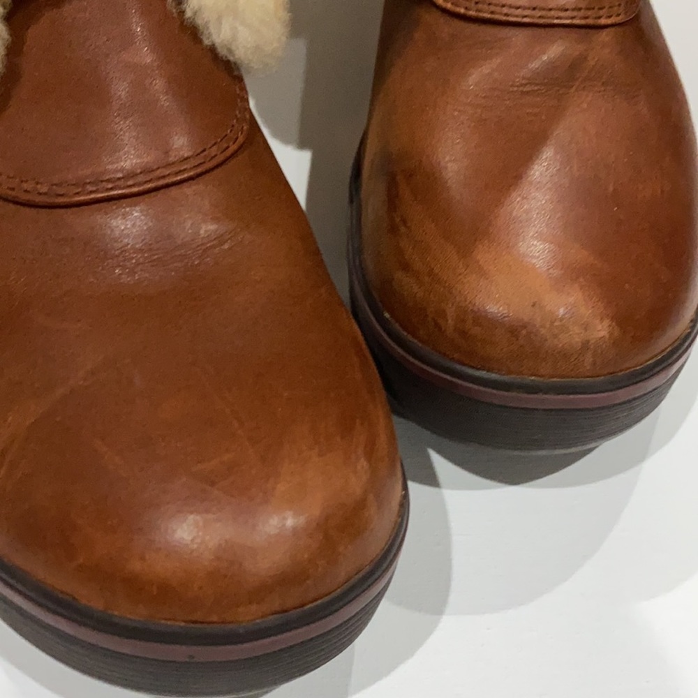 FUR CUFF UGG BOOT - Picture 3 of 8